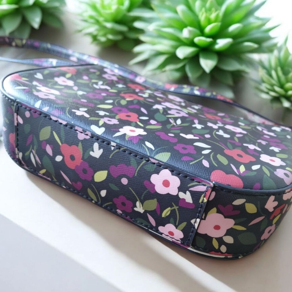 Kate Spade Boho Laurel Way Carsen Floral Crossbody Bag 🌴 - Picture 7 of 7